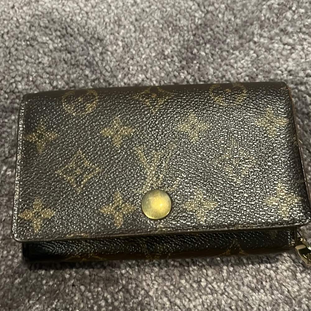 Vantage Louis Vuitton wallet
